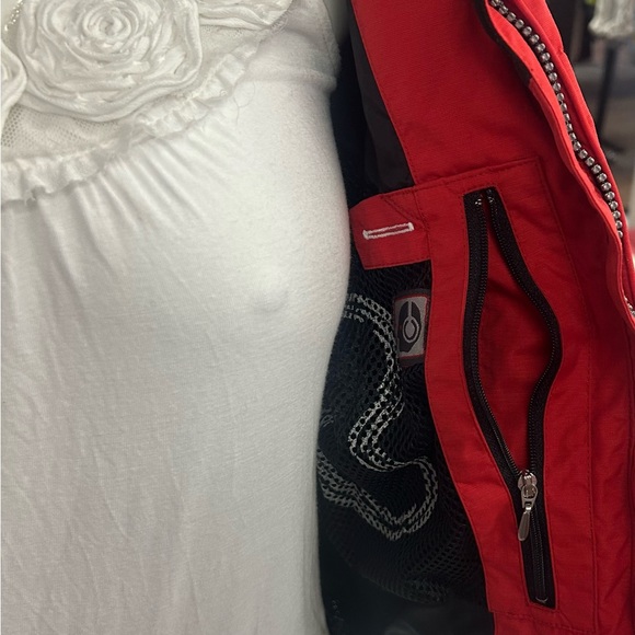 OBERMEYER SKI  SNOW BOARD WOMEN JACKET IN SIZE 10 ZIPPER THREE ZIPPED POCKETS - Picture 8 of 8